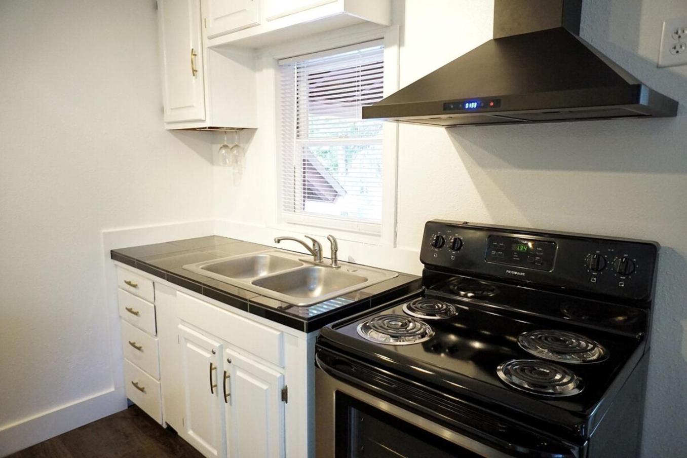 Bear Cave- Pet Friendly Suite In Shaver Lake Exteriör bild
