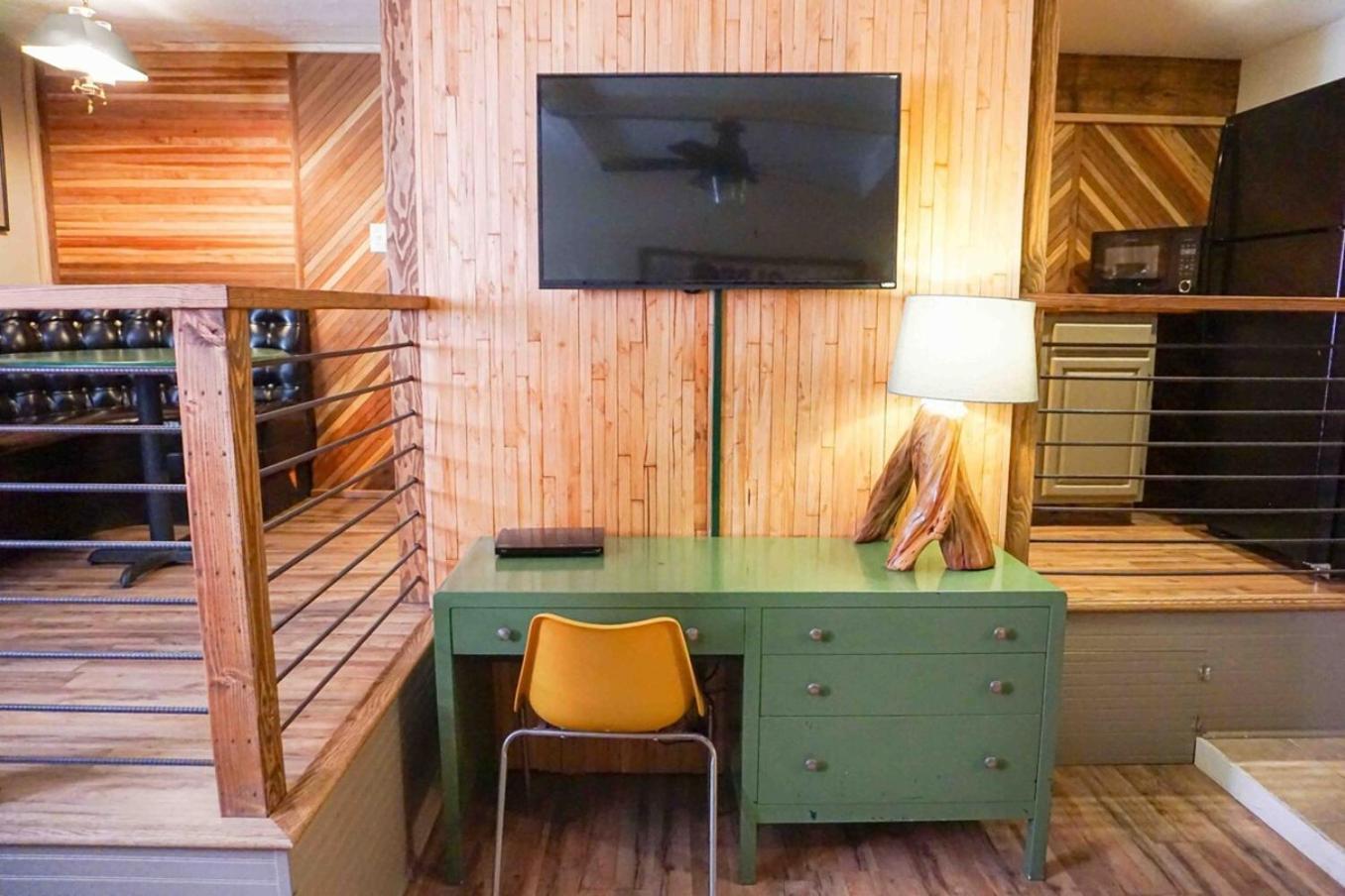 Bear Cave- Pet Friendly Suite In Shaver Lake Exteriör bild