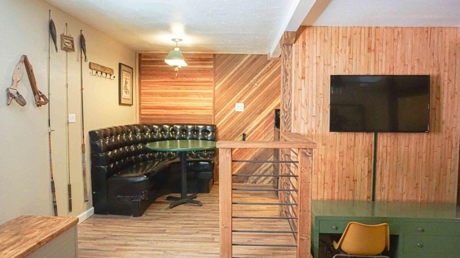 Bear Cave- Pet Friendly Suite In Shaver Lake Exteriör bild