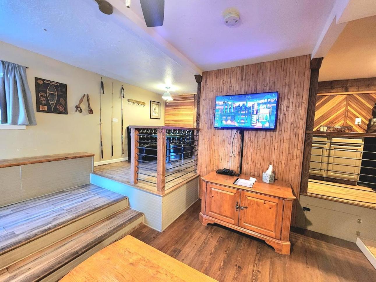 Bear Cave- Pet Friendly Suite In Shaver Lake Exteriör bild
