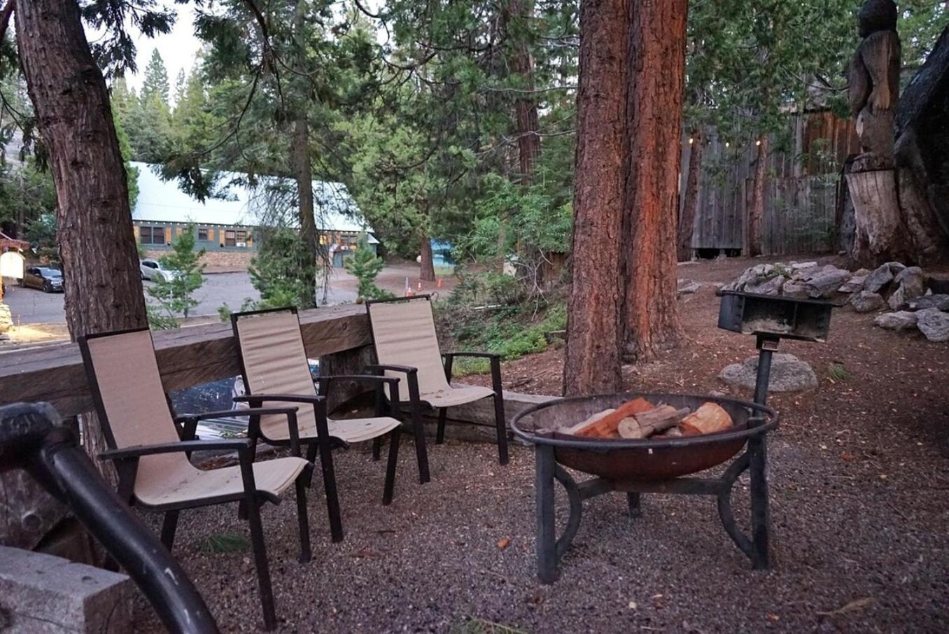 Bear Cave- Pet Friendly Suite In Shaver Lake Exteriör bild