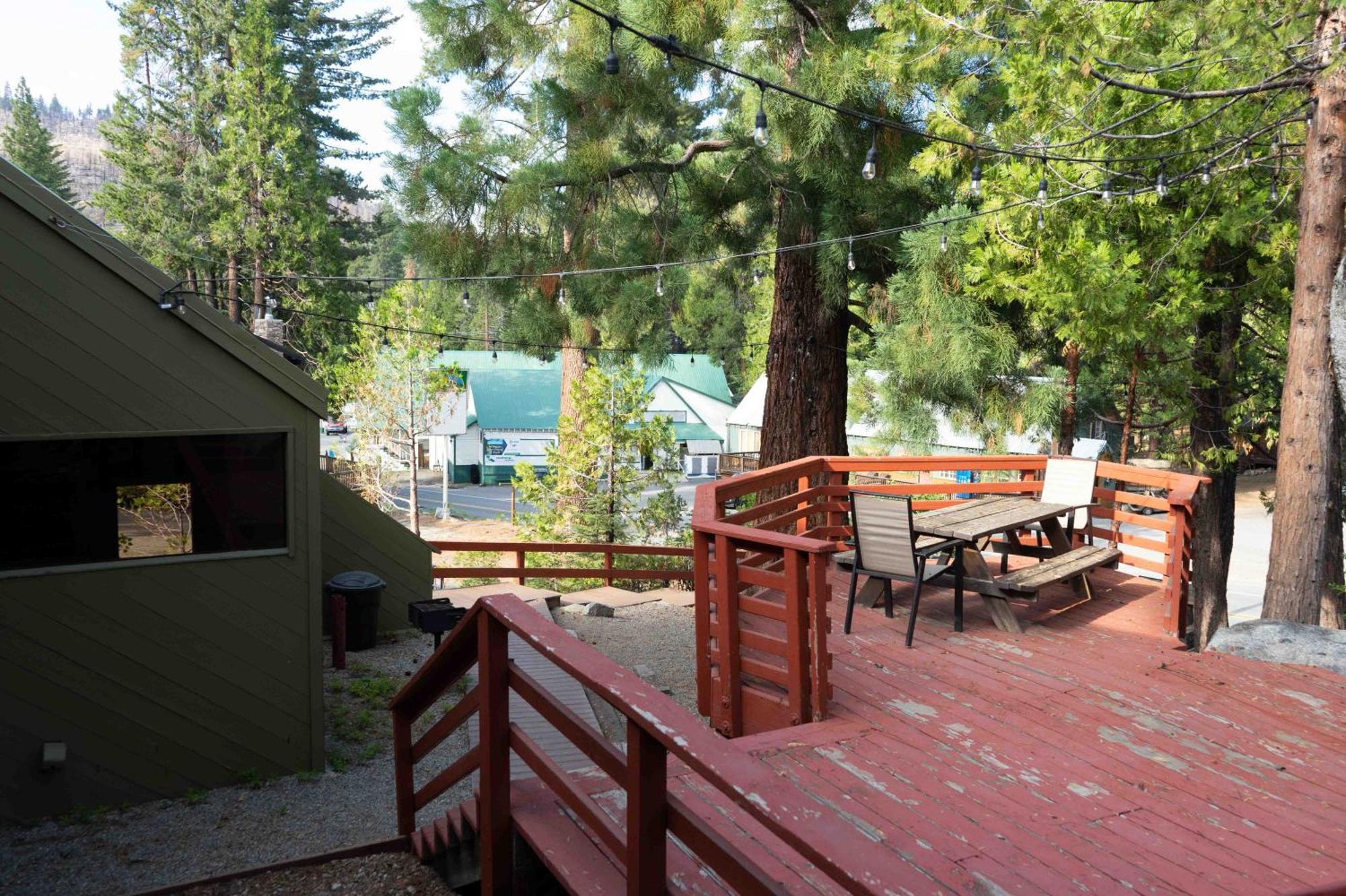 Bear Cave- Pet Friendly Suite In Shaver Lake Exteriör bild